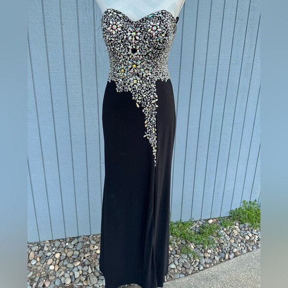 Crystal Sky Dresses & Skirts - Elegant Black Embellished Evening Gown